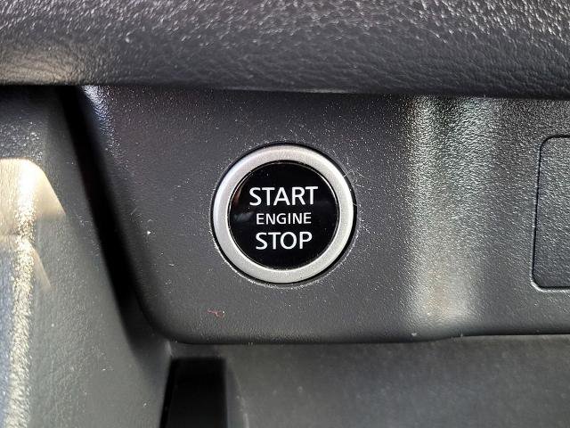 Used 2022 Nissan Rogue SV FWD image 21