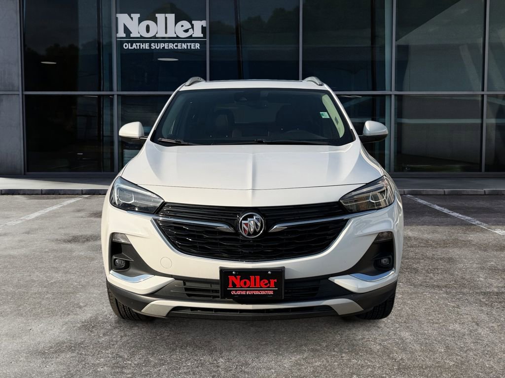 Used 2021 Buick Encore GX Essence w/ Experience Buick Package AWD/4WD image 2