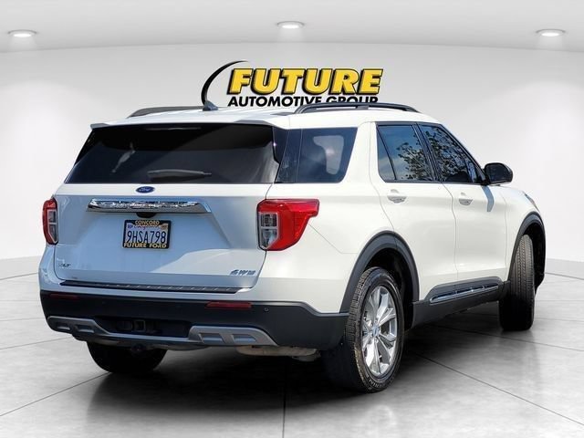 Certified 2023 Ford Explorer XLT w/ Equipment Group 202A AWD/4WD image 35