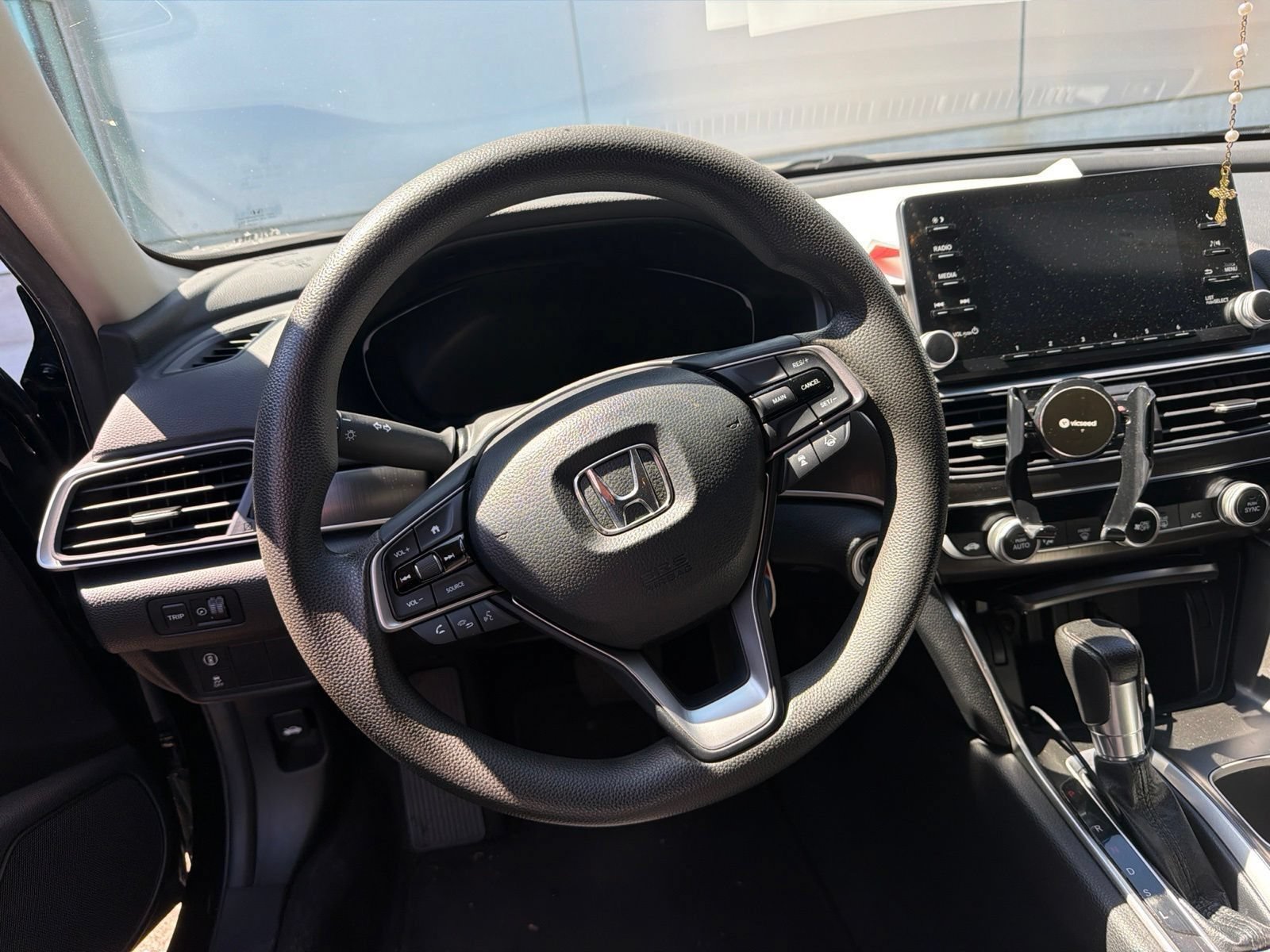 Used 2019 Honda Accord LX image 9
