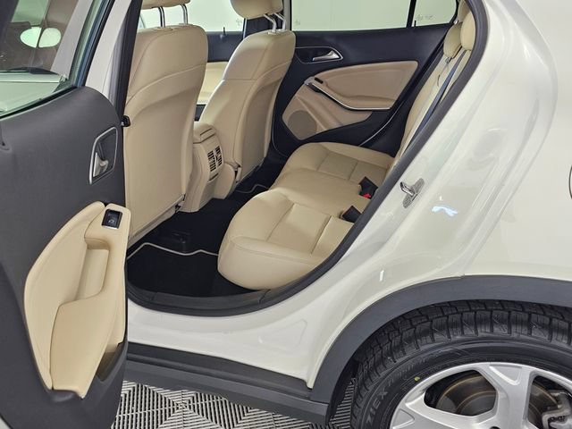 Used 2020 Mercedes-Benz GLA 250 4MATIC image 18