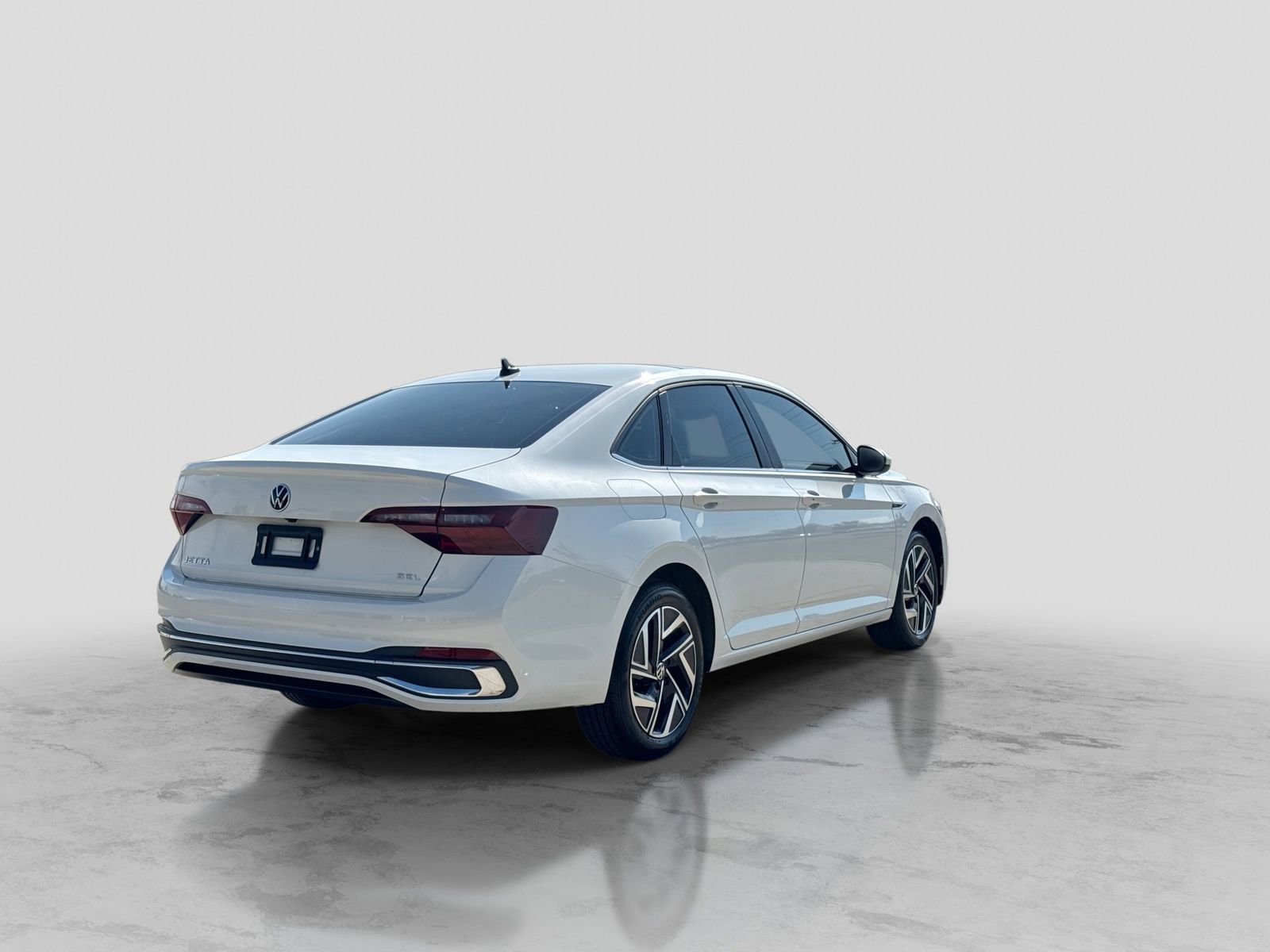 Used 2024 Volkswagen Jetta SEL FWD image 8