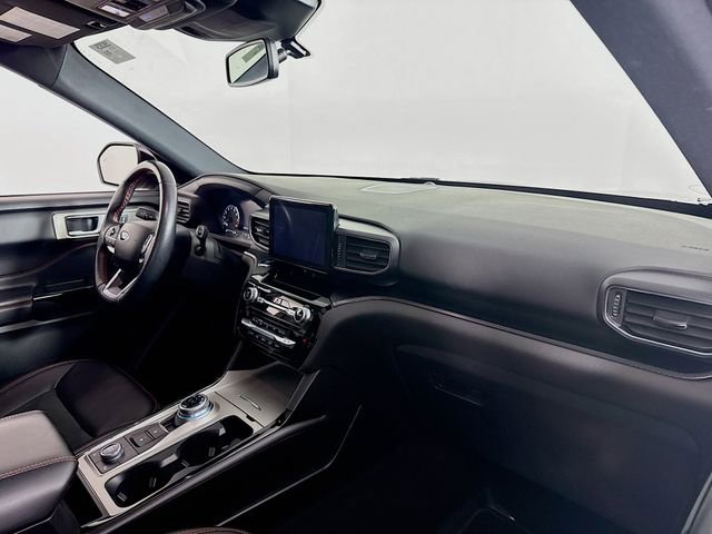 Certified 2022 Ford Explorer ST-Line w/ Class IV Trailer Tow Package image 32