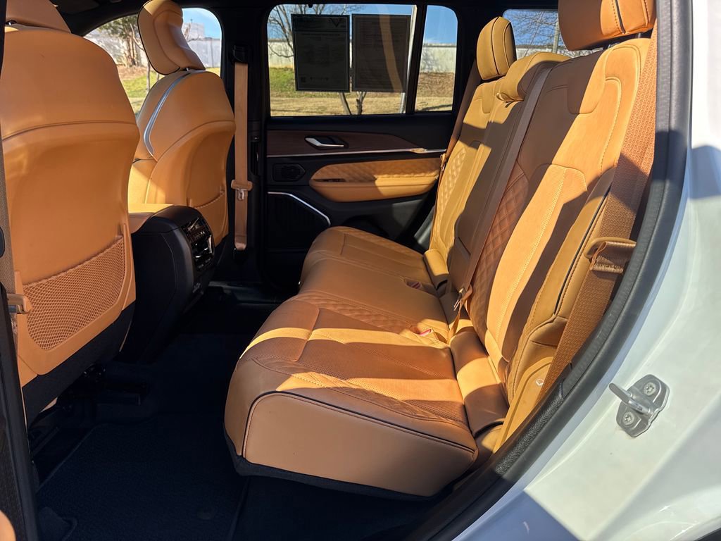 Used 2022 Jeep Grand Cherokee Summit w/ Adv Protech Group IV image 27