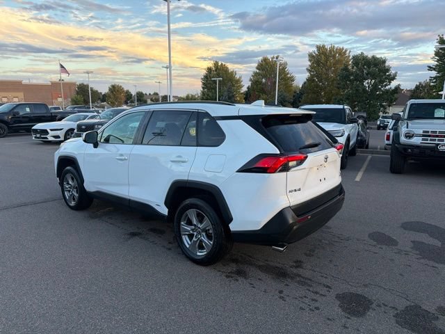 Used 2025 Toyota RAV4 XLE AWD/4WD image 7