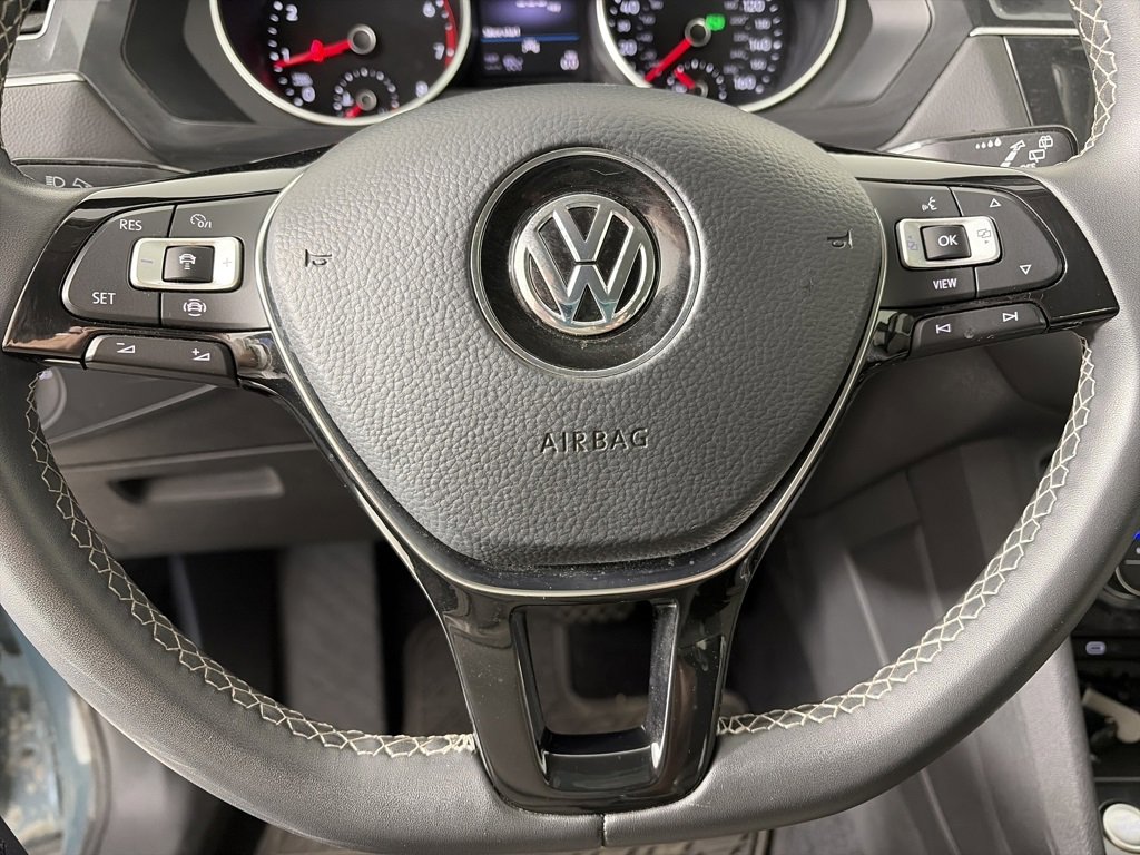 Used 2021 Volkswagen Tiguan SE image 16