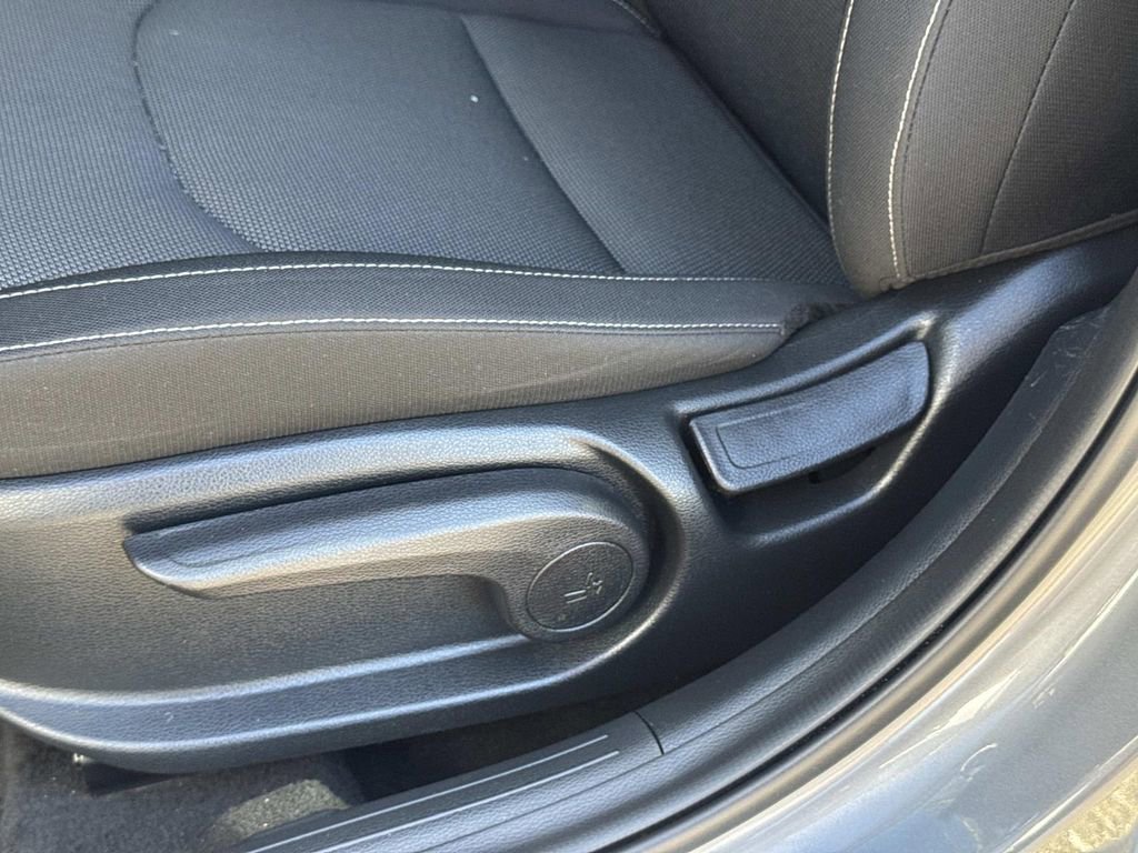 Used 2024 Kia Forte LXS w/ LXS Technology Package image 21