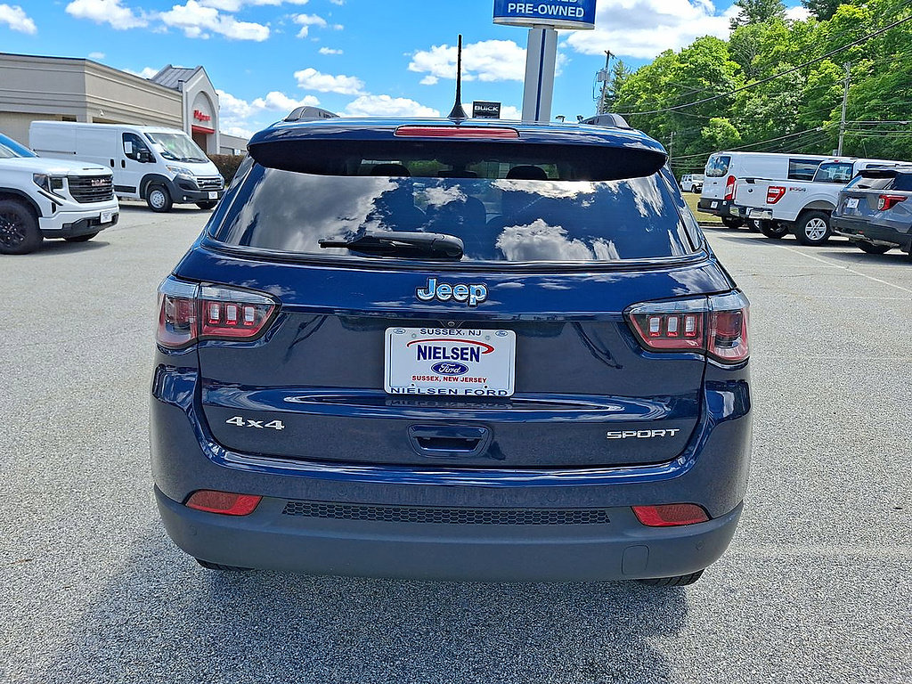 Used 2018 Jeep Compass Sport w/ Tech Group AWD/4WD image 22
