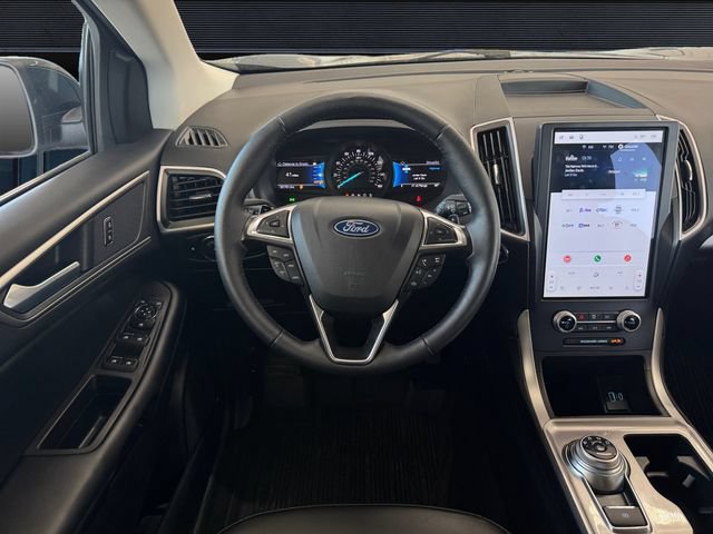 Certified 2024 Ford Edge SEL w/ Convenience Package AWD/4WD image 12