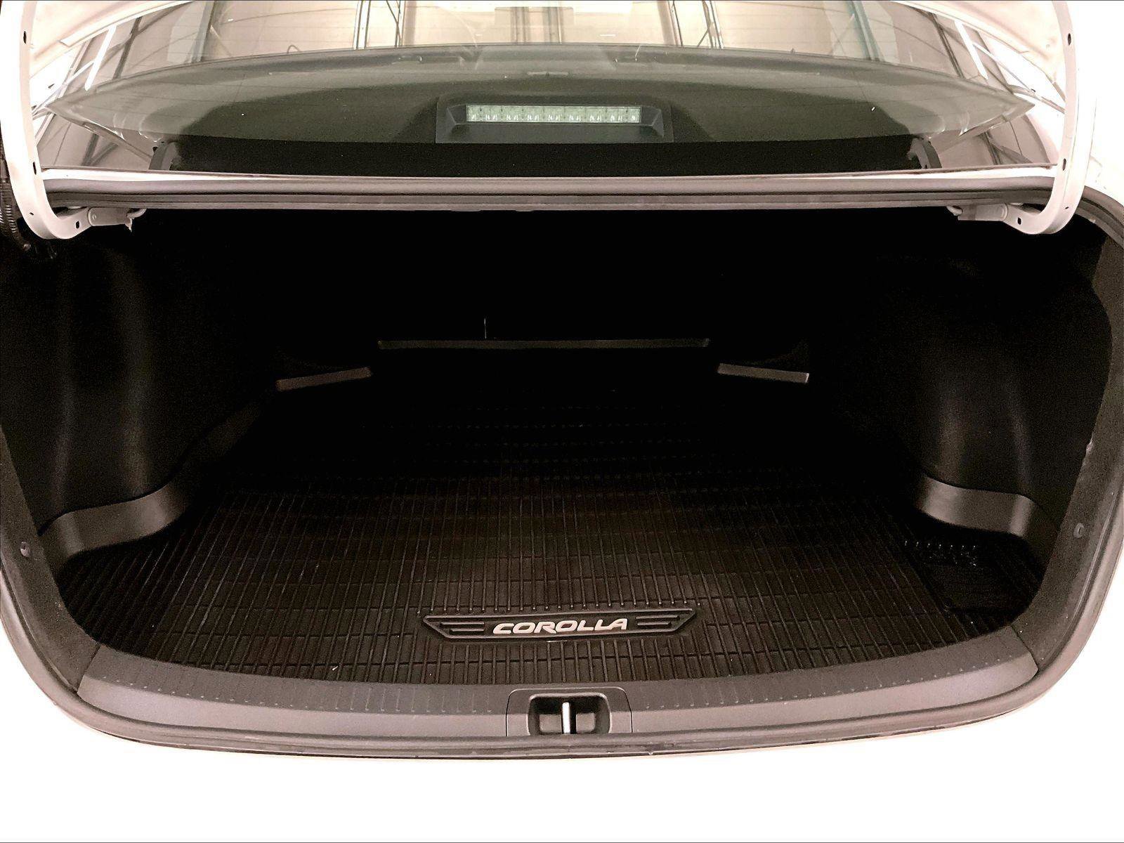 Used 2020 Toyota Corolla XSE FWD image 33