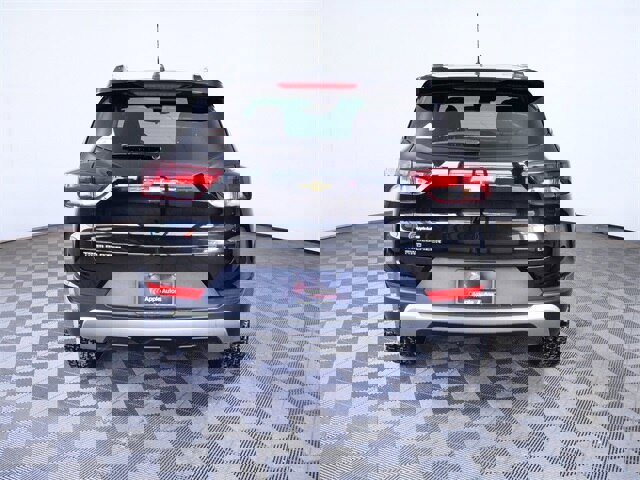 Used 2023 Chevrolet TrailBlazer LT image 3