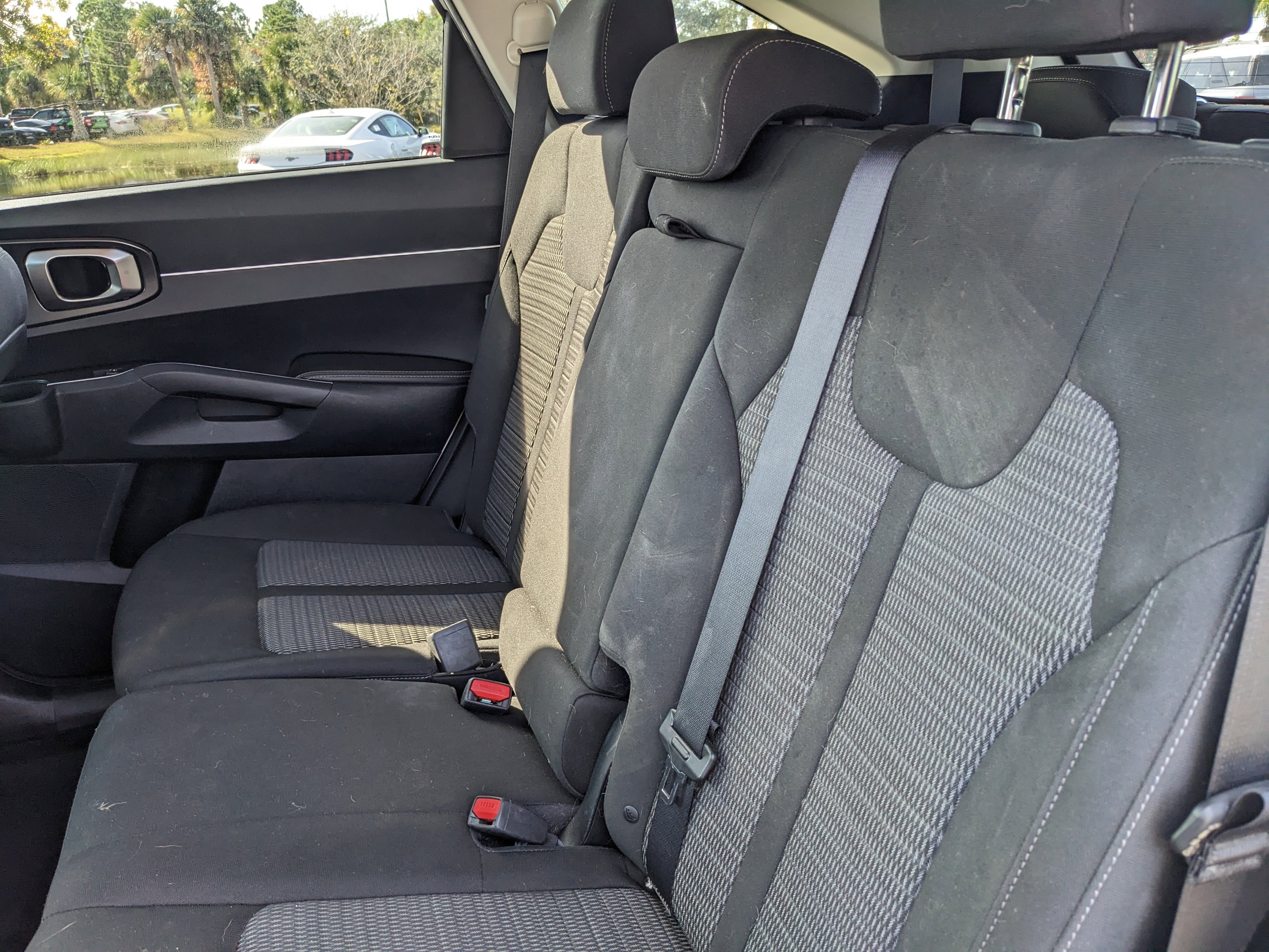 Used 2023 Kia Sorento LX image 17