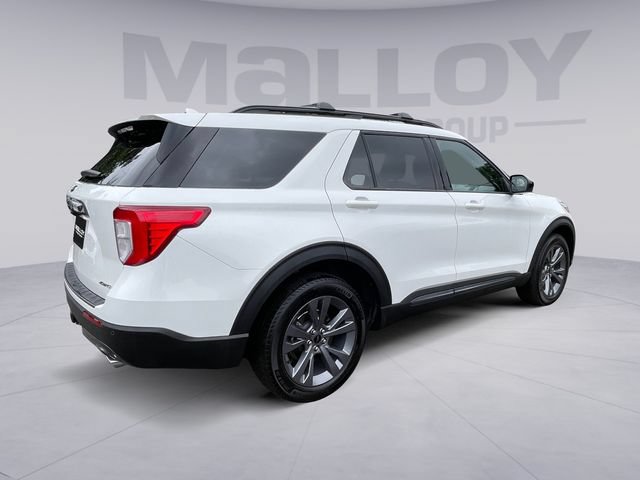 Certified 2023 Ford Explorer XLT w/ Equipment Group 202A AWD/4WD image 5