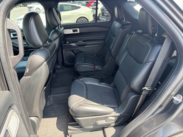 Certified 2020 Ford Explorer ST w/ Premium Technology Package AWD/4WD image 19