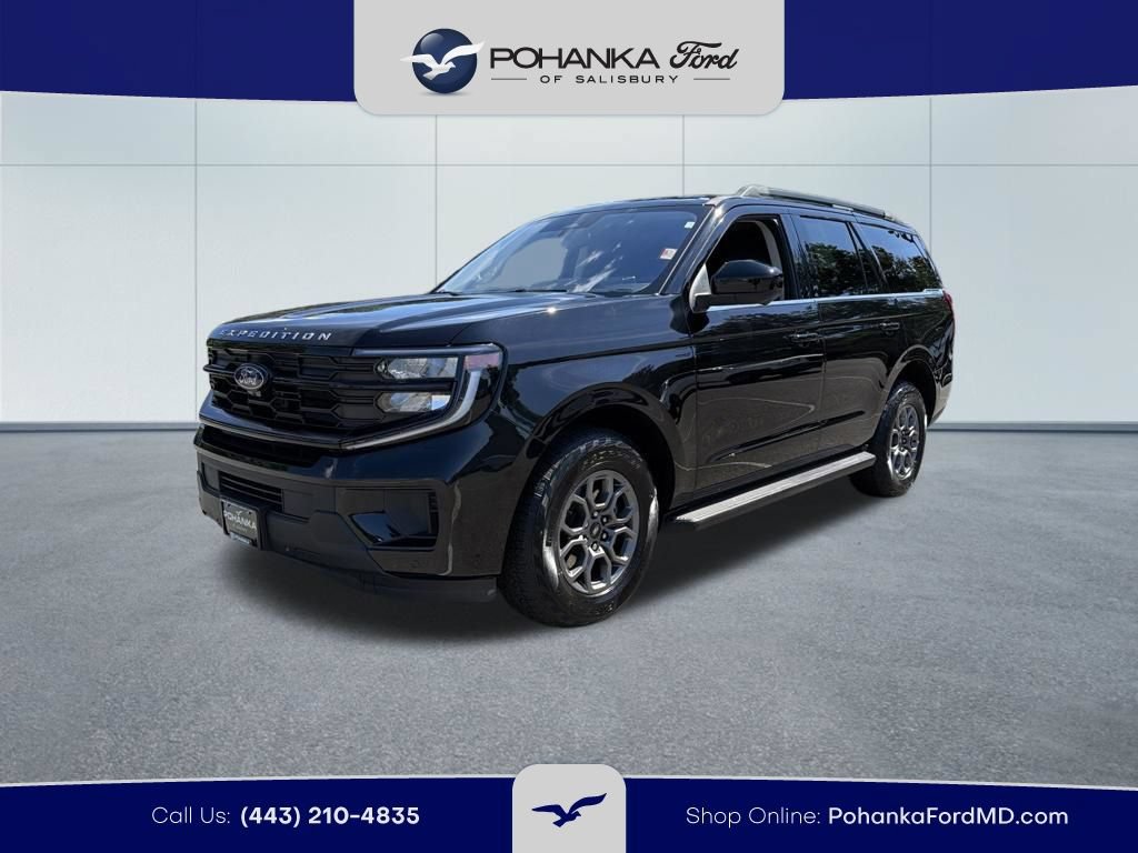 Certified 2025 Ford Expedition Active AWD/4WD image 2