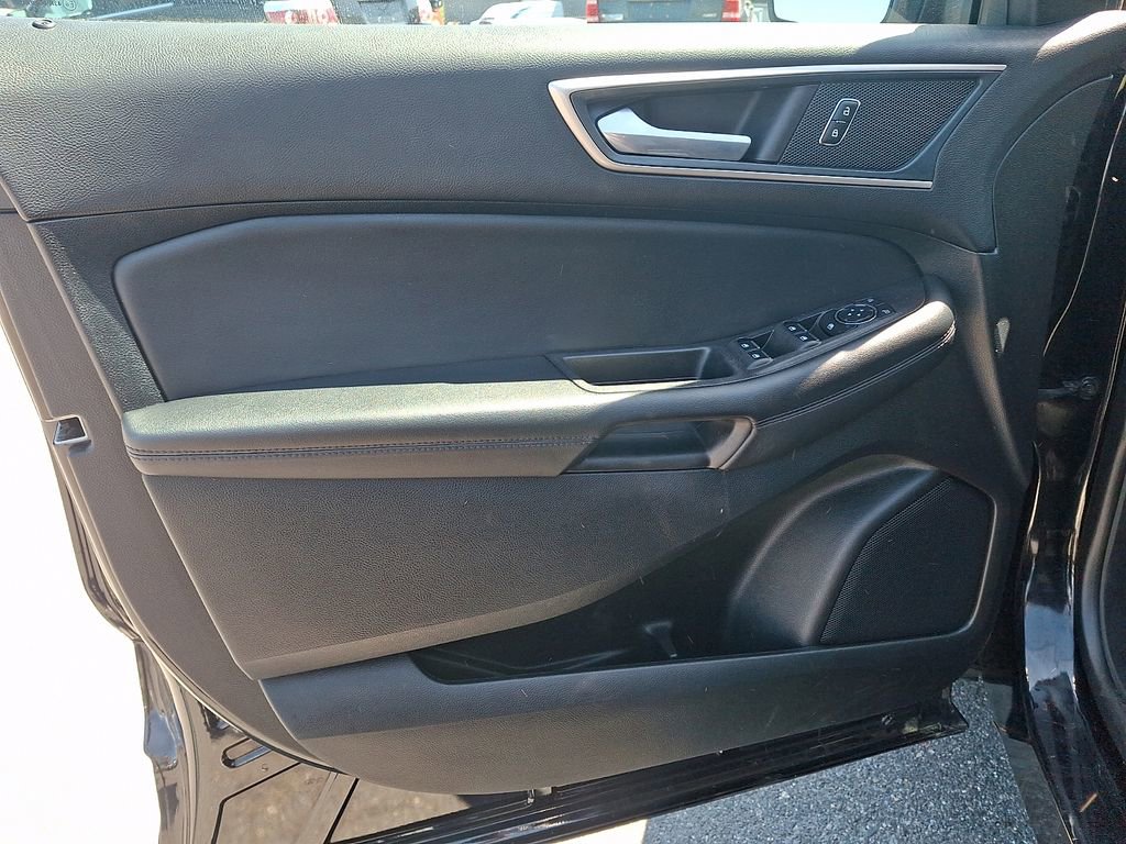 Certified 2024 Ford Edge SEL AWD/4WD image 12