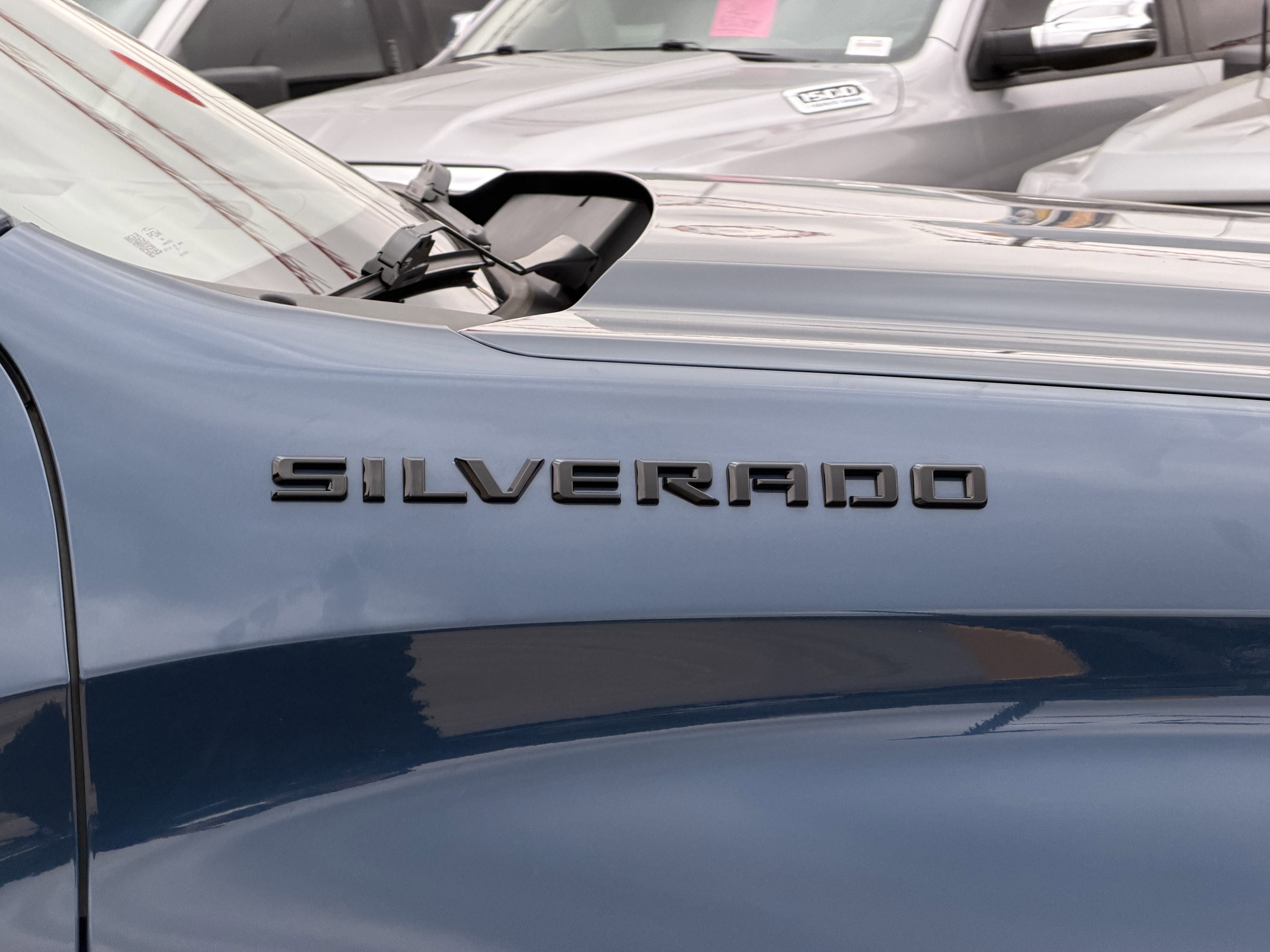 Used 2023 Chevrolet Silverado 1500 Custom w/ LPO, Dark Essentials Package image 10