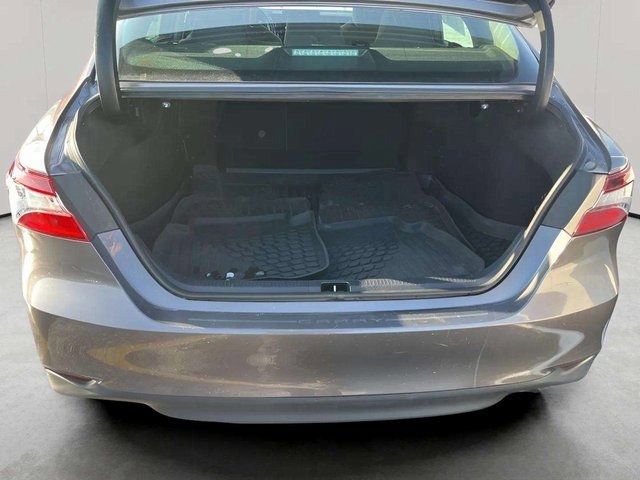 Used 2023 Toyota Camry LE image 18