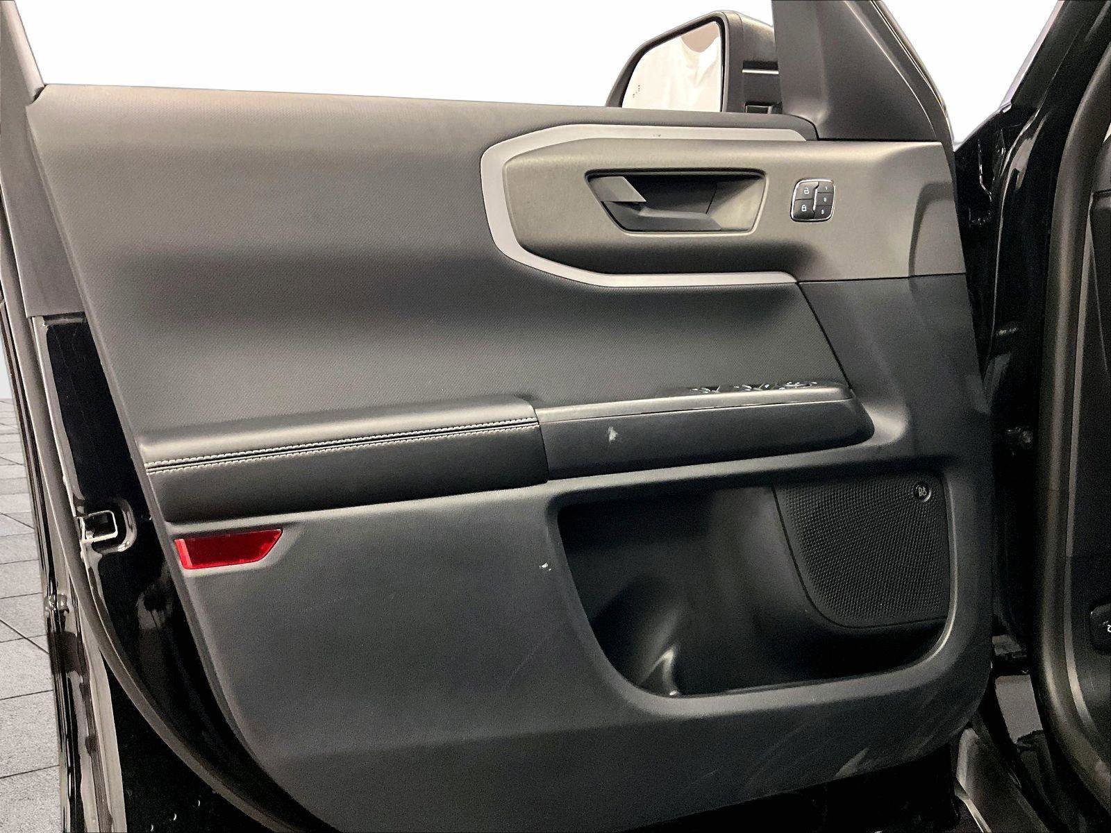 Certified 2025 Ford Bronco Sport Outer Banks w/ Outer Banks Tech Package+ image 22