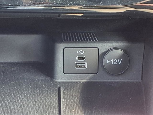 Certified 2024 Ford Escape ST-Line w/ Tech Pack #1 image 15