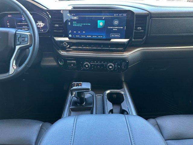 Used 2024 Chevrolet Silverado 1500 LT Trail Boss w/ Convenience Package II AWD/4WD image 16