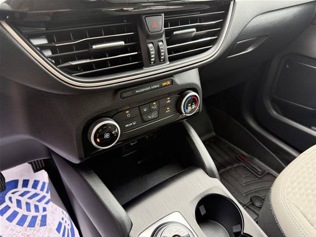 Certified 2021 Ford Escape SE w/ SE Sport Appearance Package FWD image 21