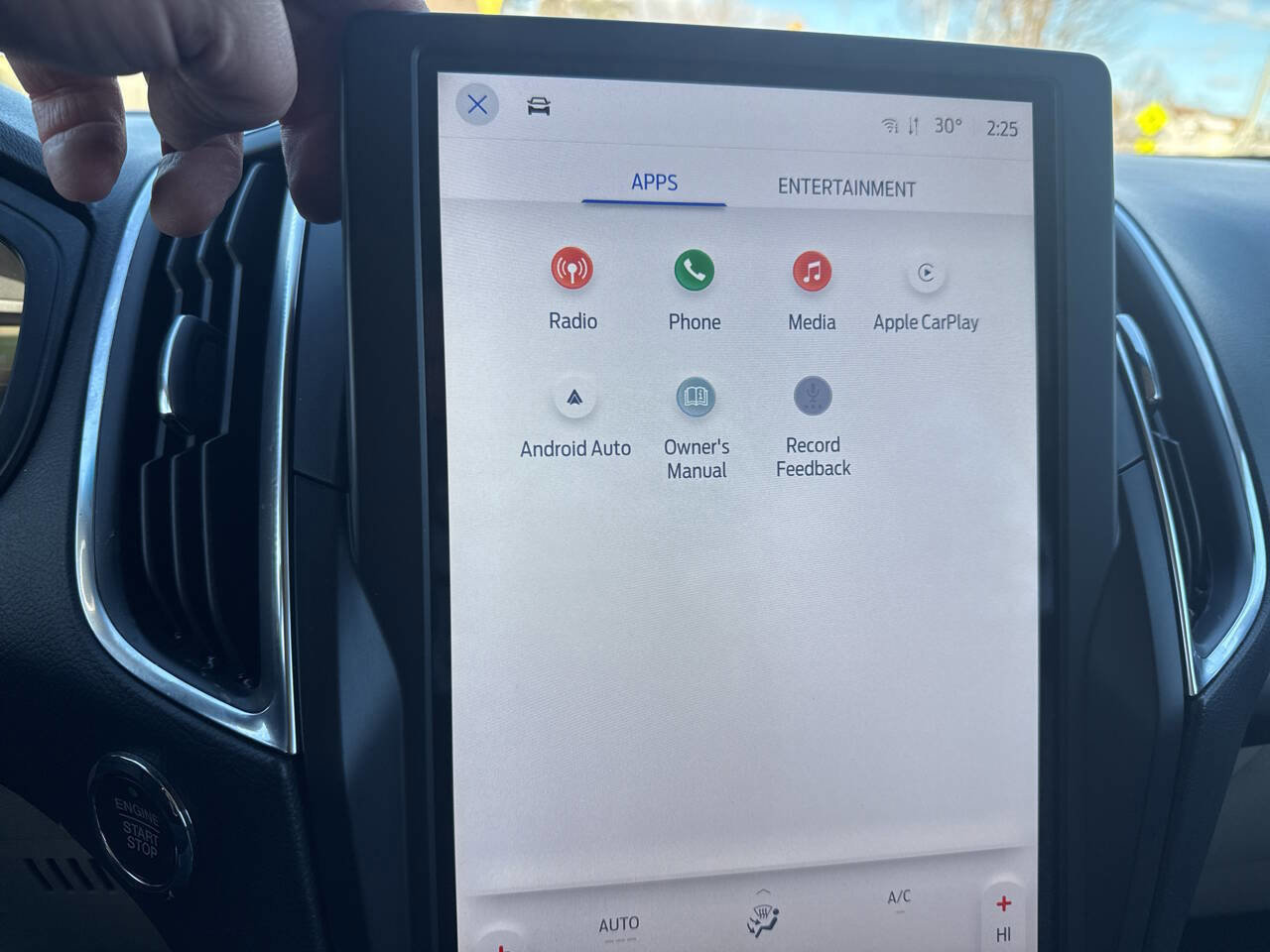 Certified 2024 Ford Edge Titanium image 39