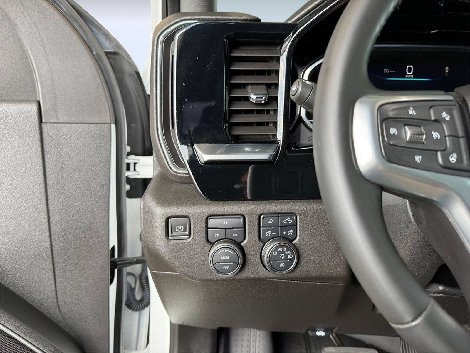 Used 2024 Chevrolet Silverado 2500 LT w/ All Star Edition AWD/4WD image 21