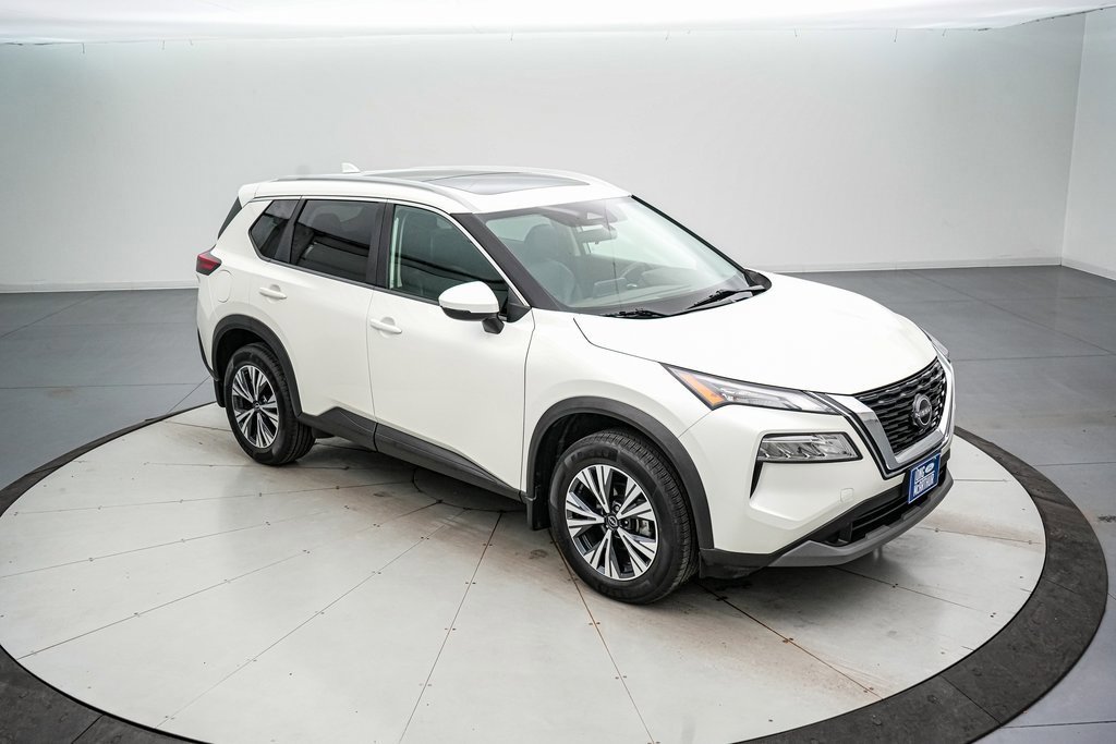 Used 2023 Nissan Rogue SV w/ SV Premium Package image 8