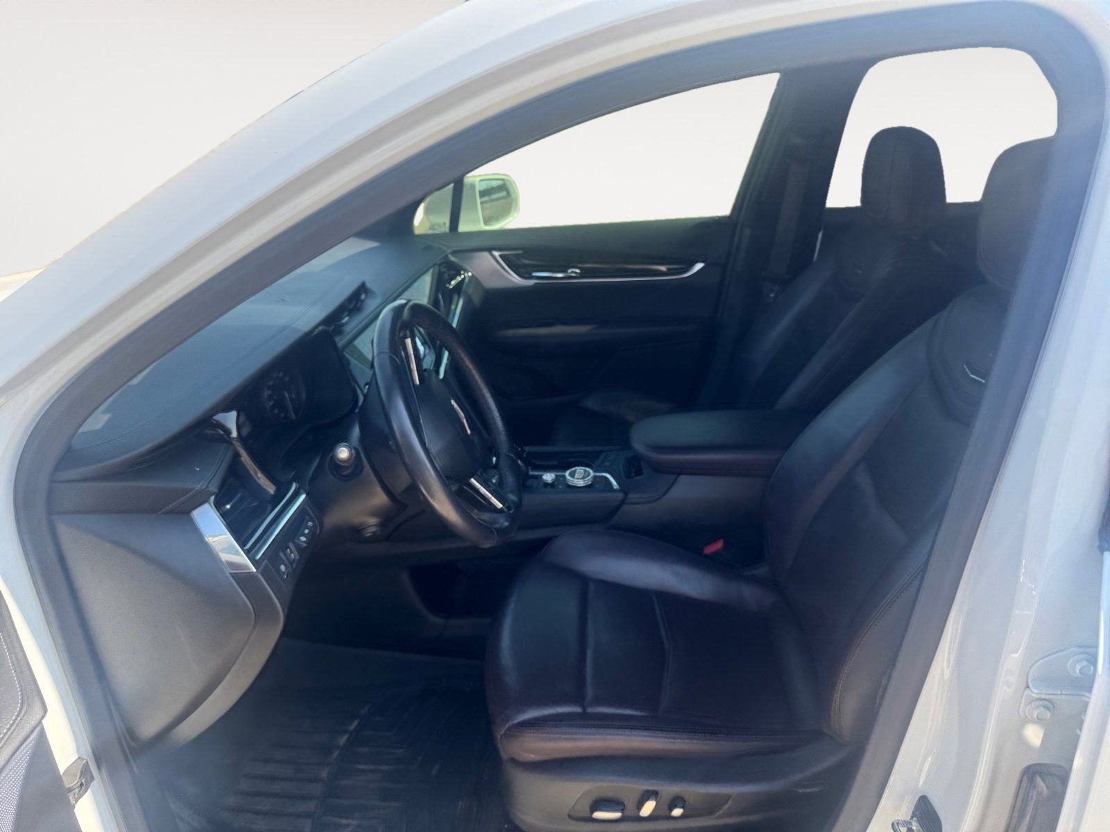 Used 2020 Cadillac XT6 Premium Luxury AWD/4WD image 9