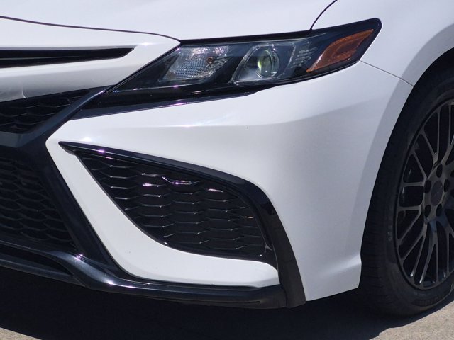 Used 2023 Toyota Camry SE FWD image 10