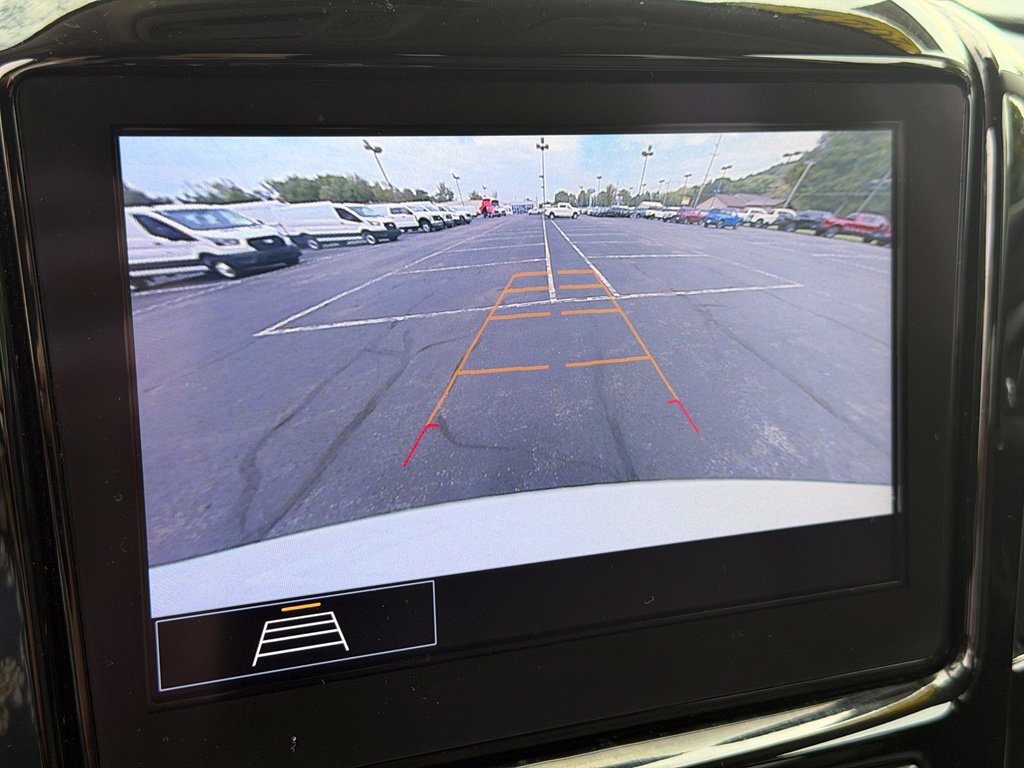 Used 2021 Chevrolet Traverse LT FWD image 34