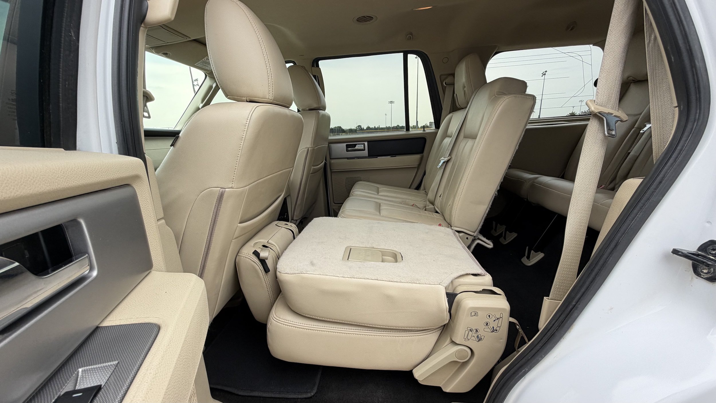 Certified 2017 Ford Expedition XLT AWD/4WD image 19