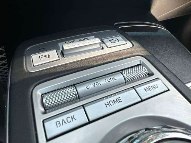 Used 2023 Genesis GV70 2.5T w/ Sport Prestige Package AWD/4WD image 19