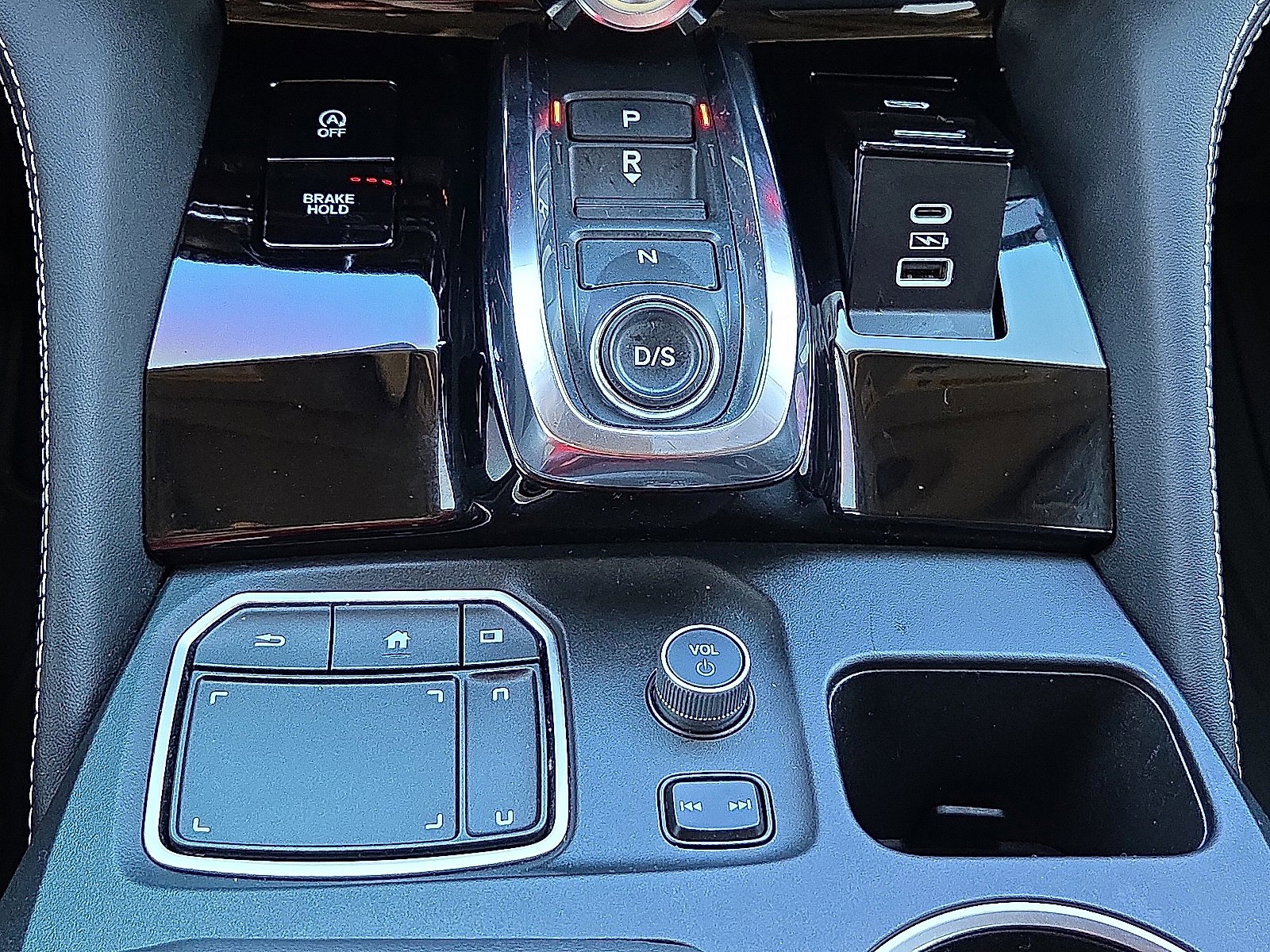 Used 2022 Acura MDX SH-AWD w/ Advance Package image 19