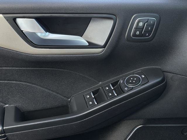 Certified 2022 Ford Escape SEL w/ Technology Package image 23