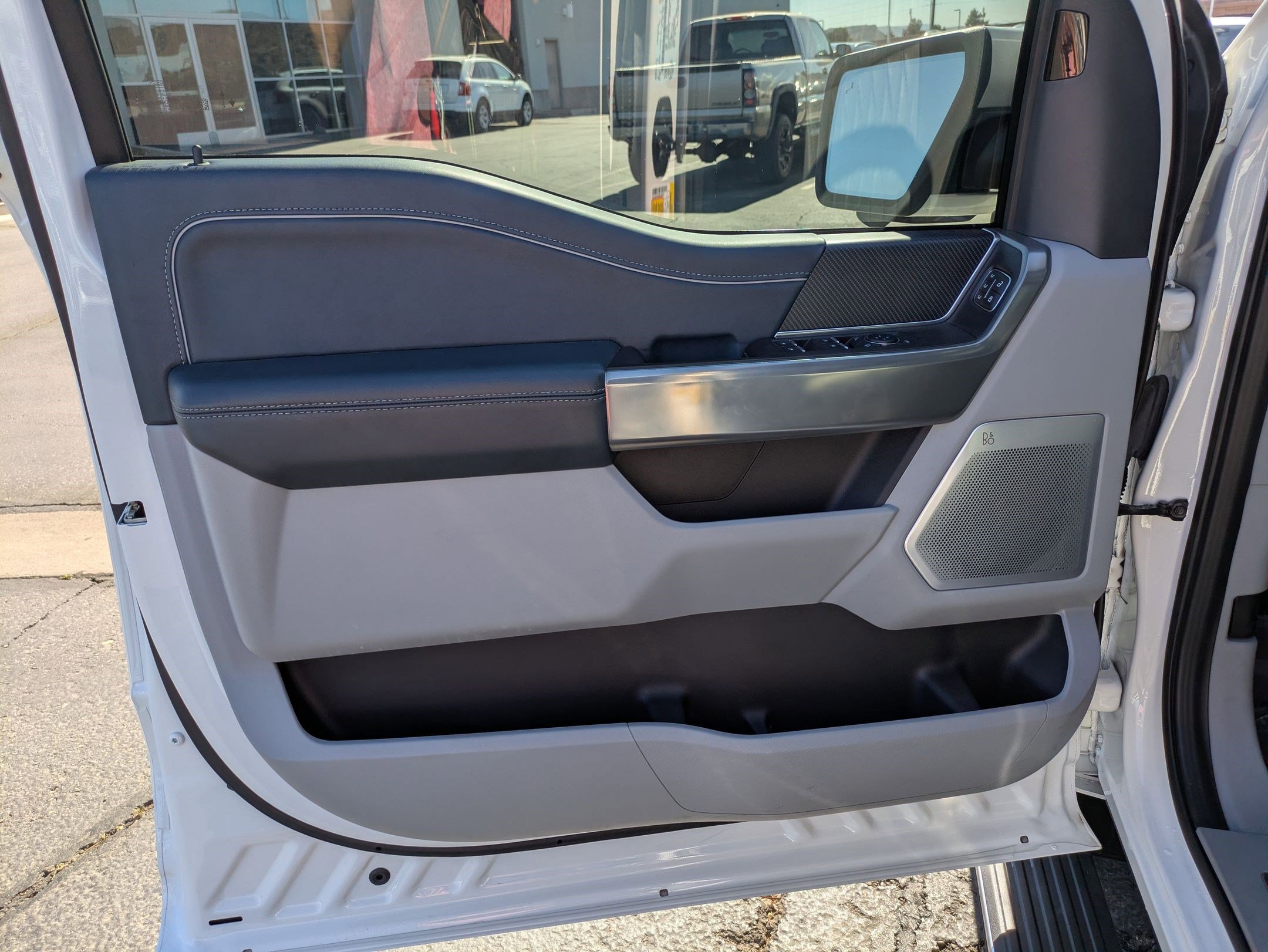 Certified 2023 Ford F150 Limited AWD/4WD image 12