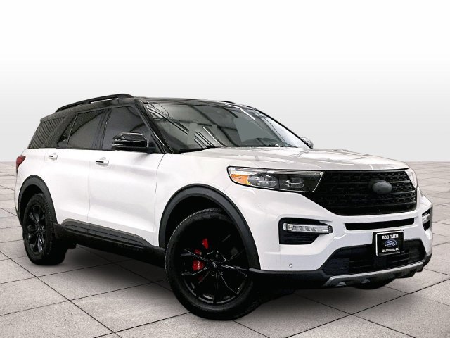 Certified 2020 Ford Explorer Limited AWD/4WD image 2