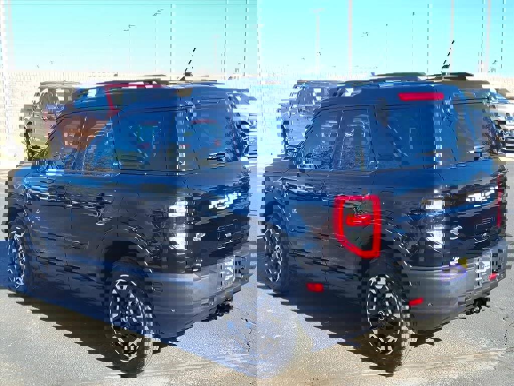 Certified 2023 Ford Bronco Sport Outer Banks w/ Tech Package image 6