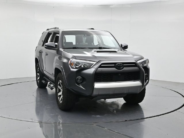 Used 2023 Toyota 4Runner TRD Off-Road Premium w/ Off Road Premium Plus Package AWD/4WD image 4