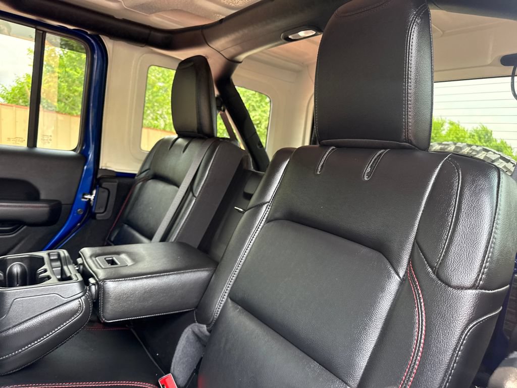 Used 2020 Jeep Wrangler Unlimited Rubicon AWD/4WD image 24