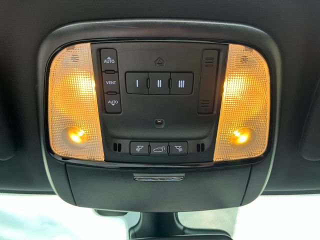 Used 2023 Dodge Durango GT AWD/4WD image 33