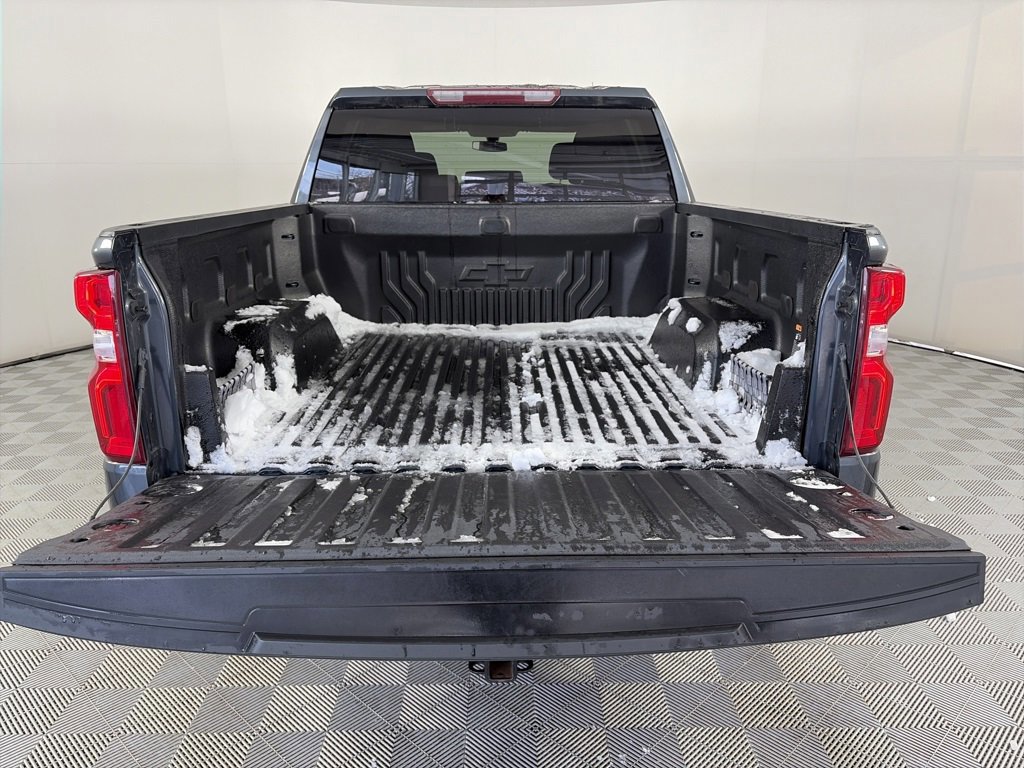 Used 2021 Chevrolet Silverado 1500 Custom w/ LPO, Dark Essentials Package image 23