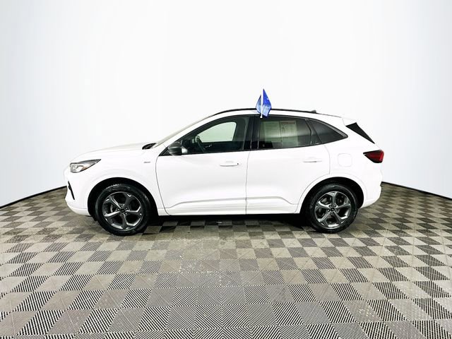 Certified 2023 Ford Escape ST-Line w/ Tech Pack #1 image 8
