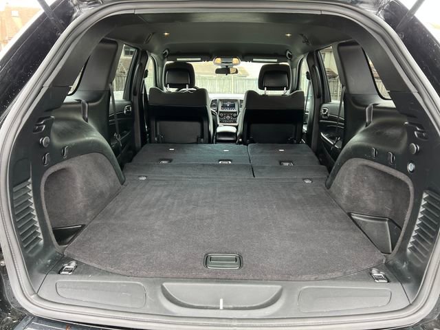 Used 2018 Jeep Grand Cherokee Laredo image 30