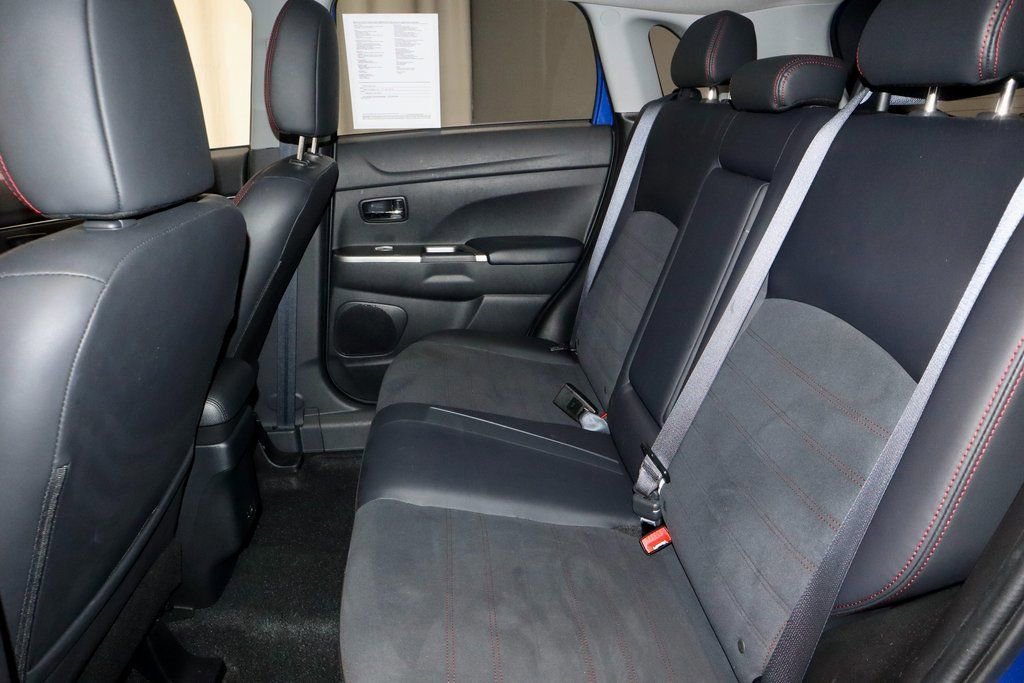 Used 2025 Mitsubishi Outlander Sport SE image 22