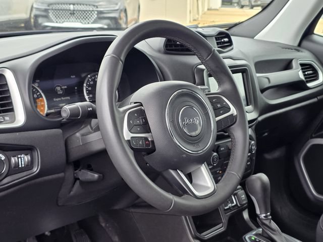 Used 2021 Jeep Renegade Latitude FWD image 24