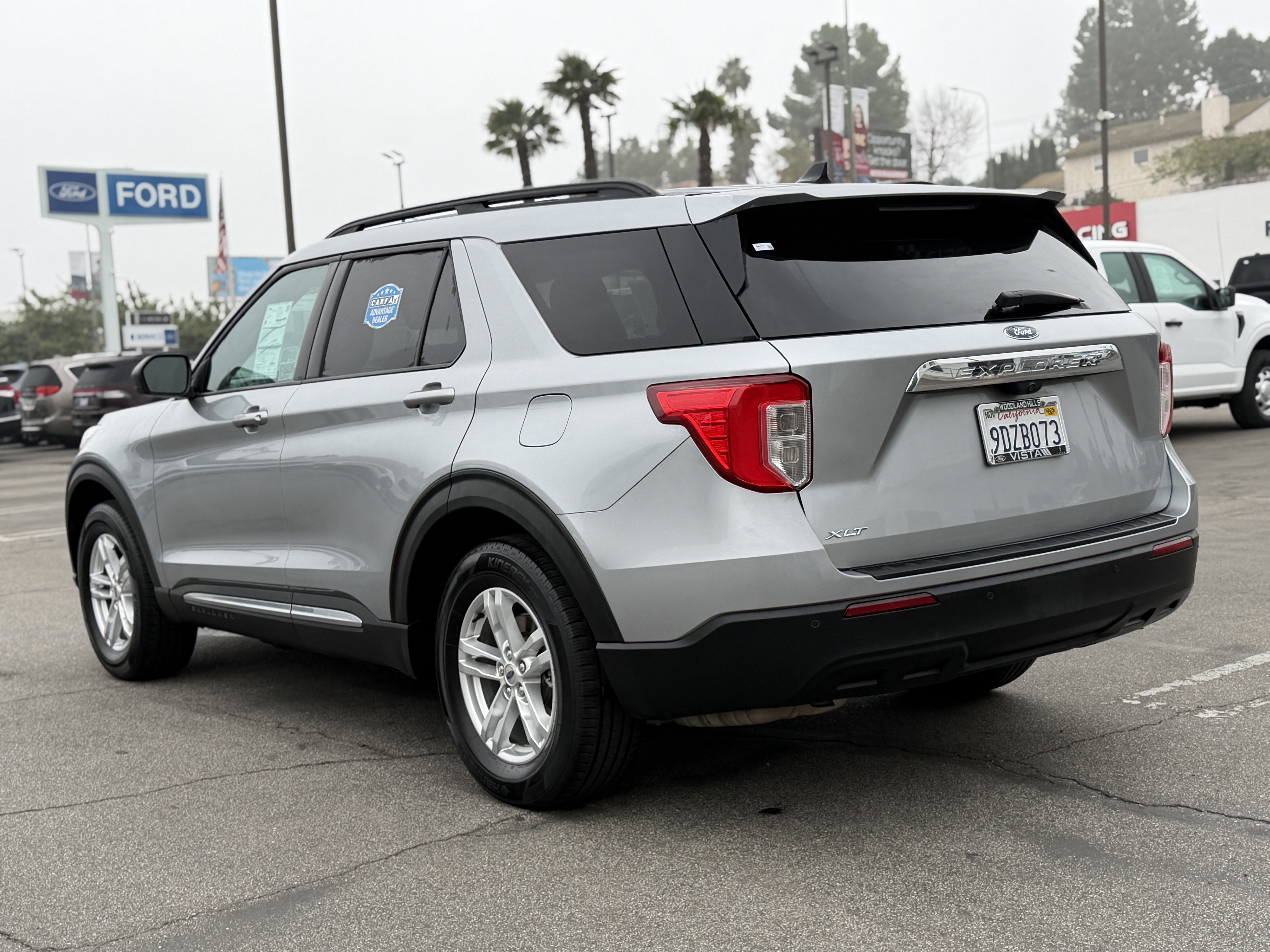 Certified 2022 Ford Explorer XLT image 3