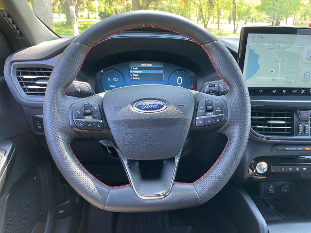 Certified 2025 Ford Escape ST-Line Elite AWD/4WD image 15