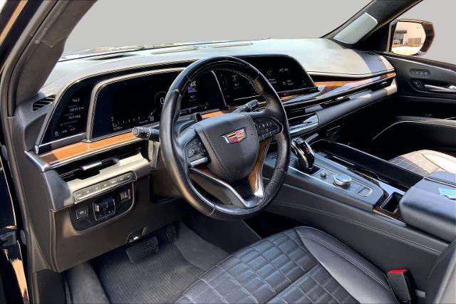 Used 2023 Cadillac Escalade Sport Platinum w/ LPO, ONYX Package AWD/4WD image 18